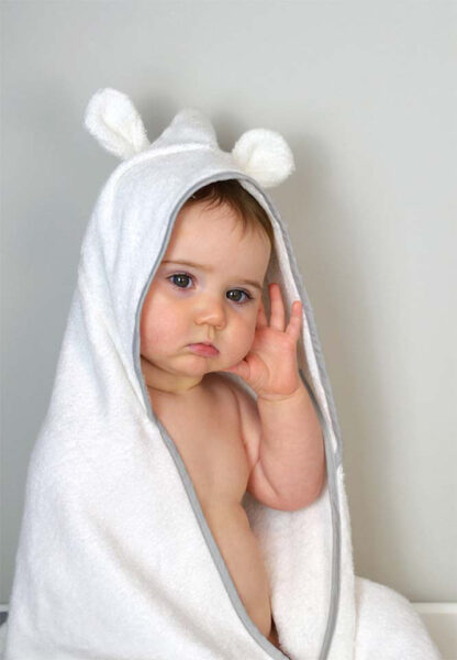 Shnuggle Wearable Towel White